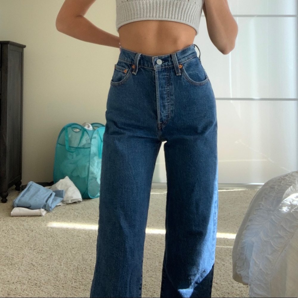 Levi’s ribcage flare jeans